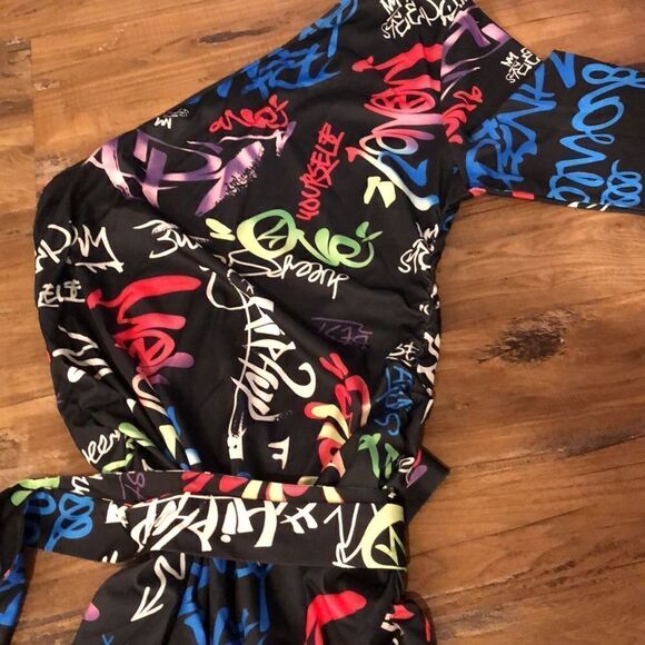 Off shoulder graffiti print bodycon cinched dress homemade - Picture 3 of 10